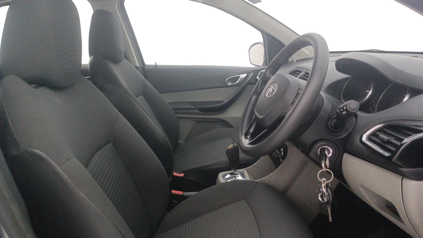 2018 Tata Tiago XZA PETROL, Petrol, Automatic, 45,507 km, Right Side Front Door Cabin