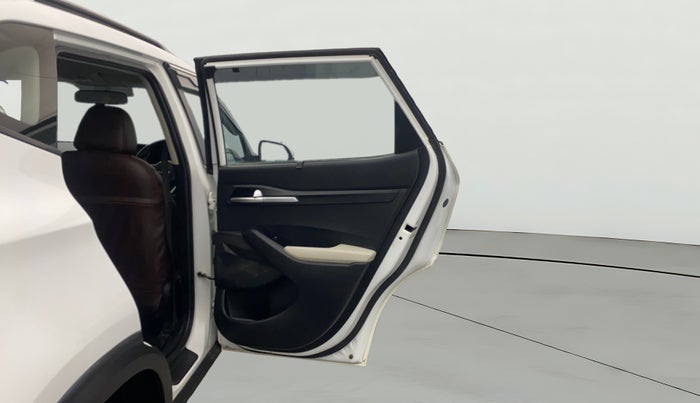 2022 KIA SELTOS HTK PLUS 1.5 IMT, Petrol, Manual, 94,697 km, RHS Rear Door