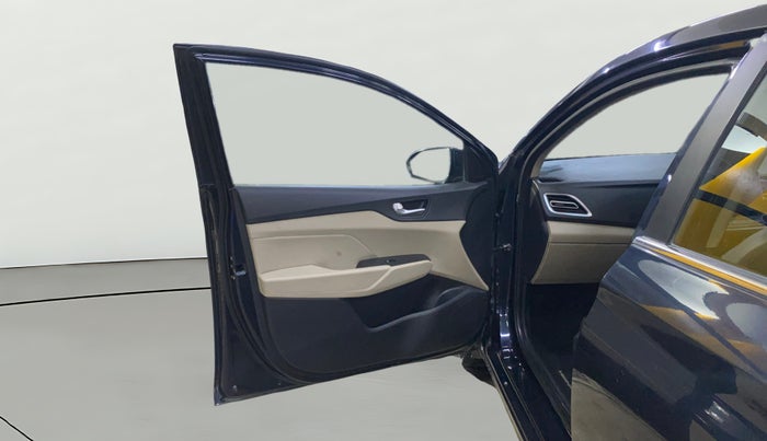 2022 Hyundai Verna SX (O)1.5 MPi, Petrol, Manual, 39,191 km, LHS Front Door