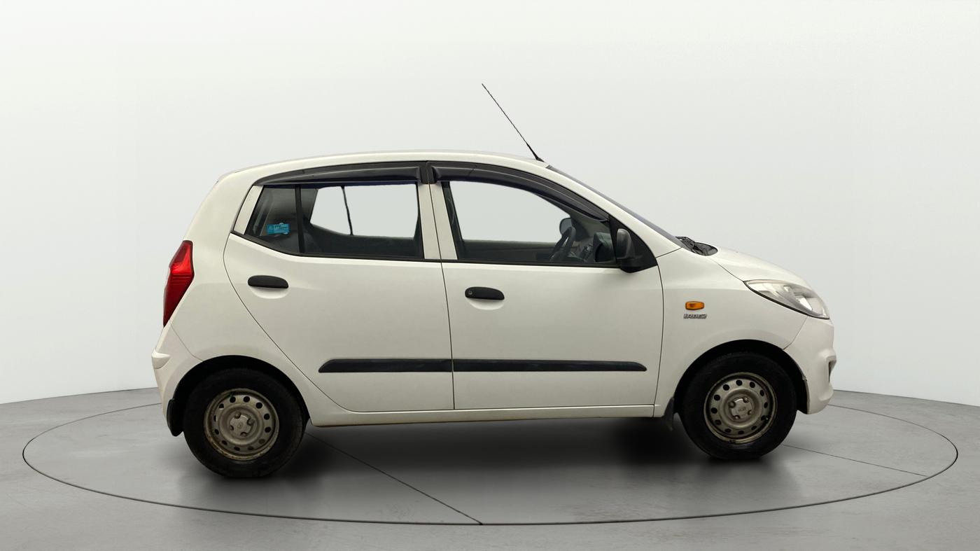 2015 Hyundai i10 MAGNA 1.1, Petrol, Manual, 77,729 km, Right Side View