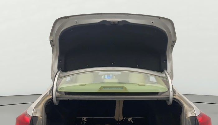 2020 Toyota YARIS J MT, Petrol, Manual, 33,227 km, Boot Door Open