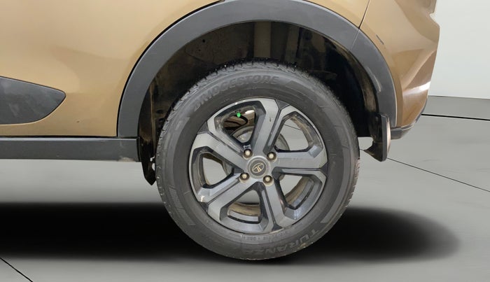 2022 Tata NEXON XZA PLUS (PREMIUM) DIESEL JET, Diesel, Automatic, 58,990 km, Left Rear Wheel