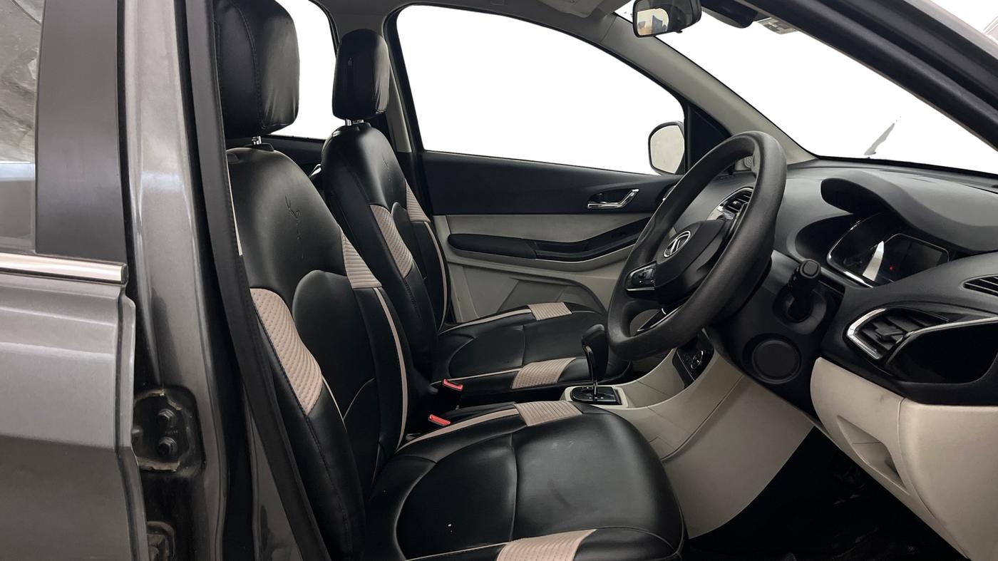 2022 Tata TIGOR XZA PLUS PETROL, Petrol, Automatic, 40,880 km, Right Side Front Door Cabin