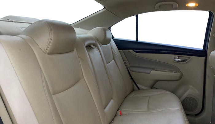 2017 Maruti Ciaz ZDI SHVS, Diesel, Manual, 68,320 km, Right Side Rear Door Cabin