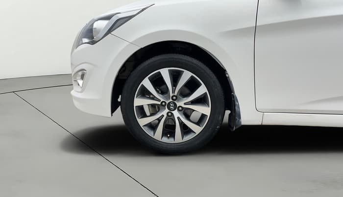 2016 Hyundai Verna 1.6 CRDI SX, Diesel, Manual, 27,271 km, Left Front Wheel