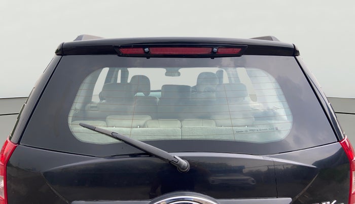 2018 Mahindra XUV500 W10, Diesel, Manual, 77,573 km, Rear Windshield