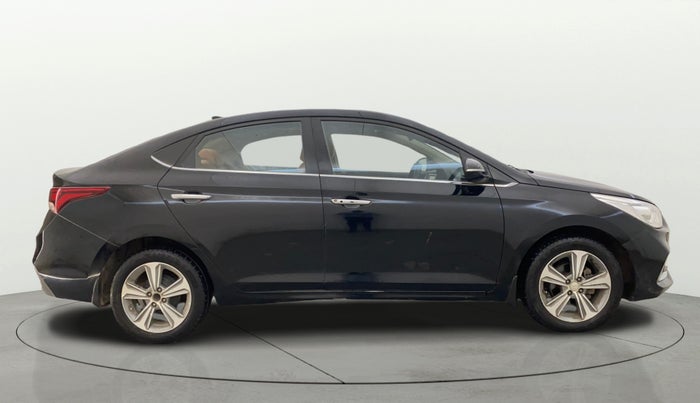 2018 Hyundai Verna 1.6 SX (O) CRDI MT, Diesel, Manual, 1,34,560 km, Right Side View