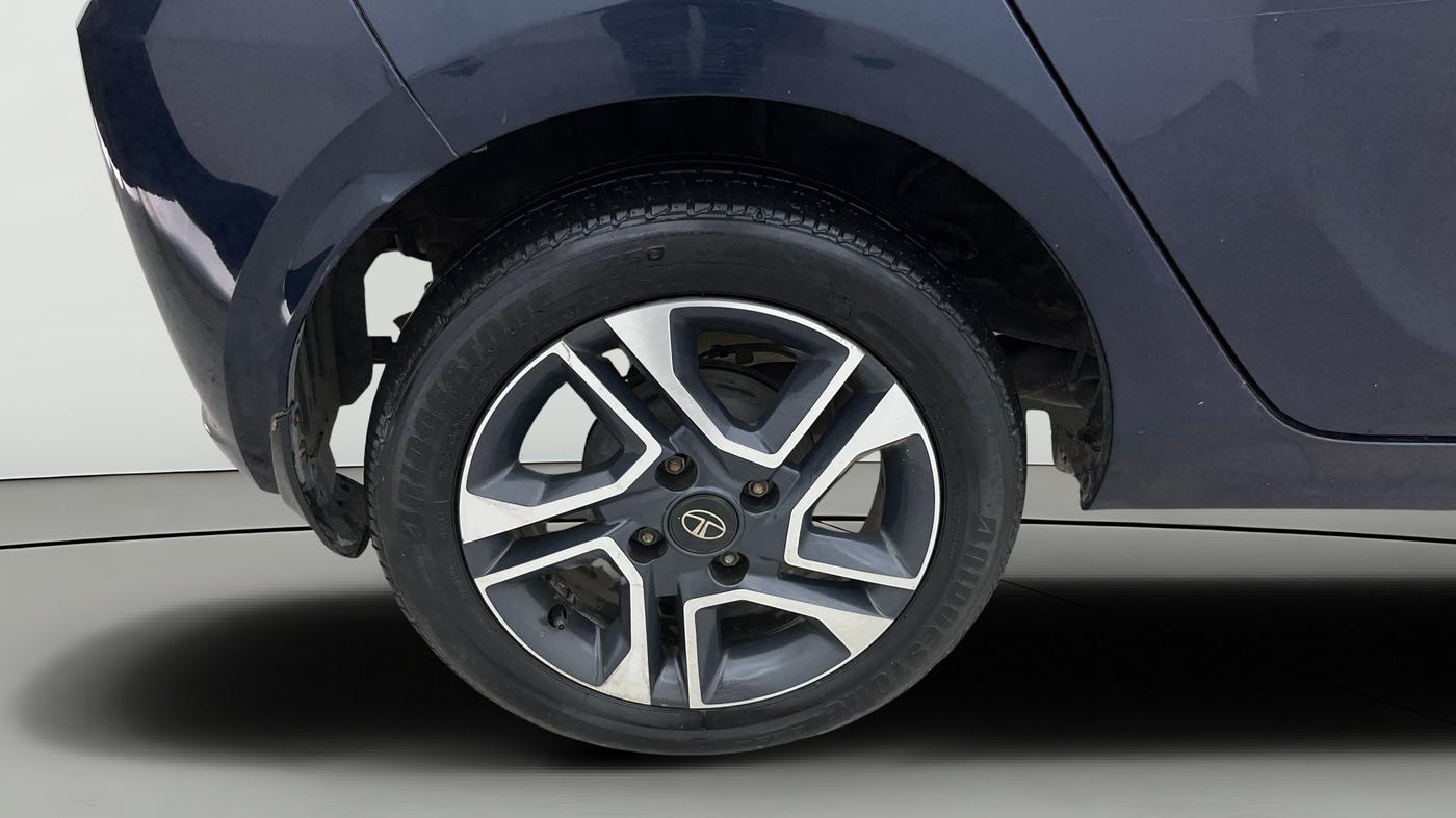 2022 Tata Tiago XZ PLUS PETROL, Petrol, Manual, 25,494 km, Right Rear Wheel