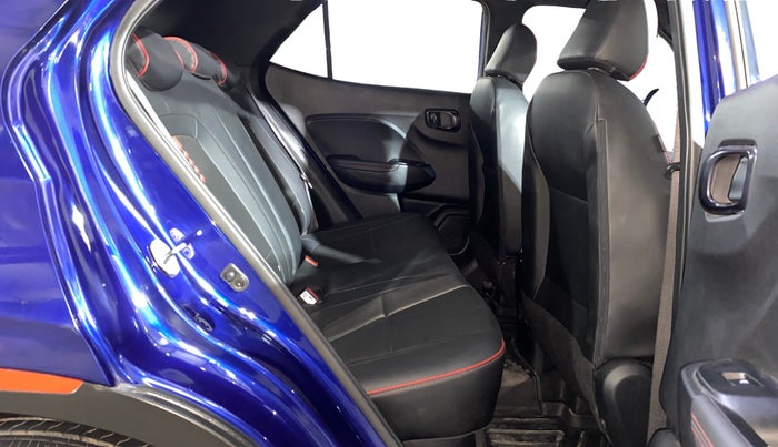 2024 Hyundai VENUE N LINE N6 1.0 TURBO DCT DUAL TONE, Petrol, Automatic, 19,998 km, Right Side Rear Door Cabin