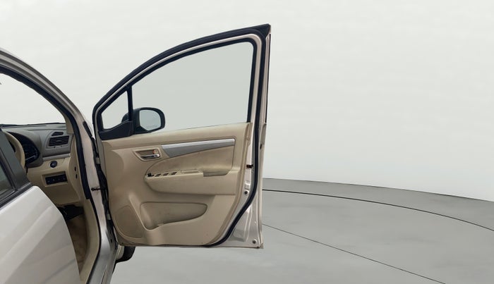 2017 Maruti Ertiga ZDI + SHVS, Diesel, Manual, 68,376 km, RHS Front Door