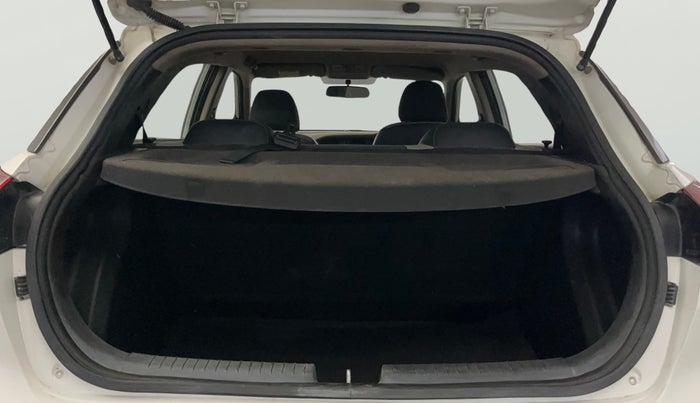 2017 Hyundai Elite i20 ASTA 1.2, Petrol, Manual, 57,500 km, Boot Open Zoomed View