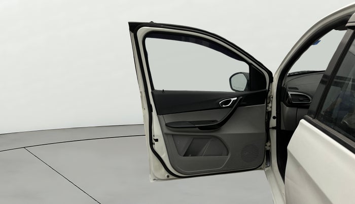 2020 Tata Tiago XZA PLUS PETROL, Petrol, Automatic, 54,019 km, LHS Front Door