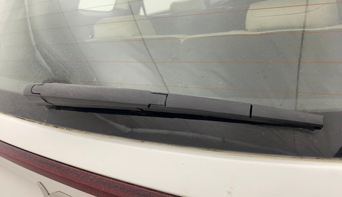 2022 KIA CARENS LUXURY PLUS 1.4 PETROL DCT 7 STR, Petrol, Automatic, 51,950 km, Rear Wiper