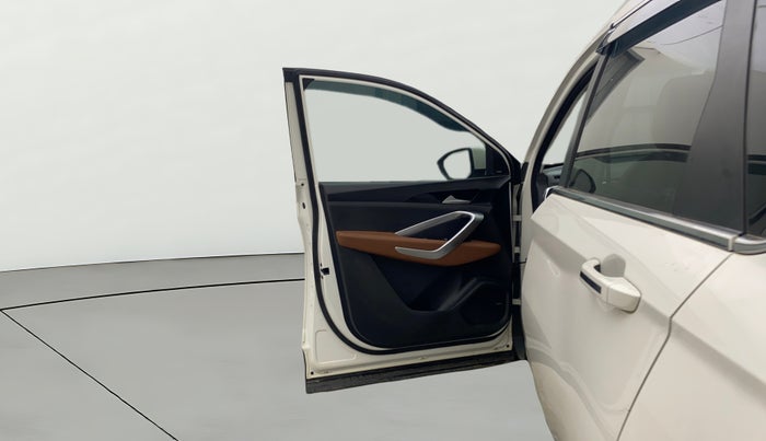 2021 MG HECTOR PLUS SELECT 2.0 DIESEL TURBO MT 7-STR, Diesel, Manual, 41,685 km, LHS Front Door