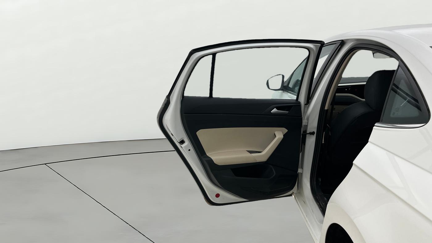 2023 Volkswagen VIRTUS TOPLINE TSI 1.0 MT, Petrol, Manual, 30,202 km, LHS Rear Door