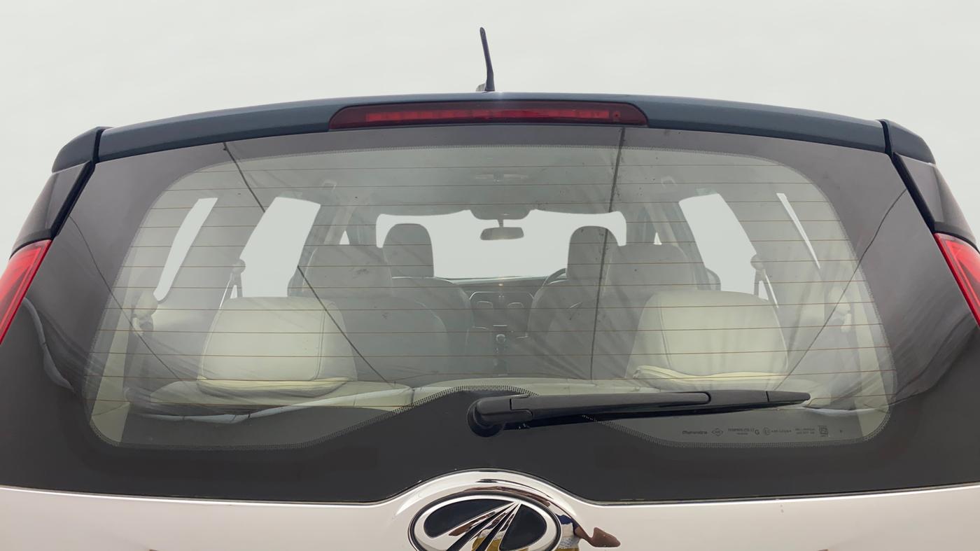 2018 Mahindra MARAZZO M6 7 STR, Diesel, Manual, 30,656 km, Rear Windshield