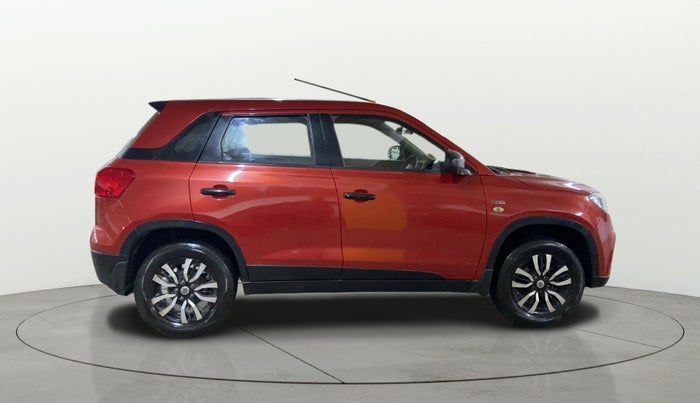 2016 Maruti Vitara Brezza VDI, Diesel, Manual, 1,03,019 km, Right Side View