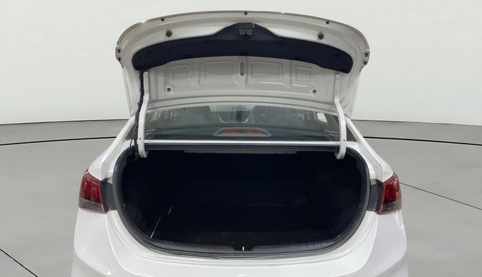 2018 Hyundai Verna 1.4 EX PETROL, Petrol, Manual, 43,601 km, Boot Door Open