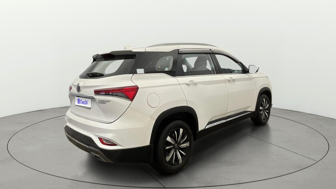 2020 MG HECTOR PLUS SHARP 1.5 PETROL TURBO DCT 6-STR, Petrol, Automatic, 52,464 km, Right Back Diagonal
