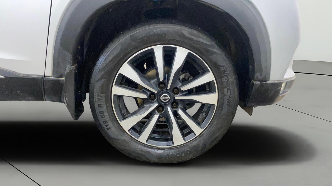2019 Nissan Kicks XL 1.5, Petrol, Manual, 74,700 km, Right Front Wheel