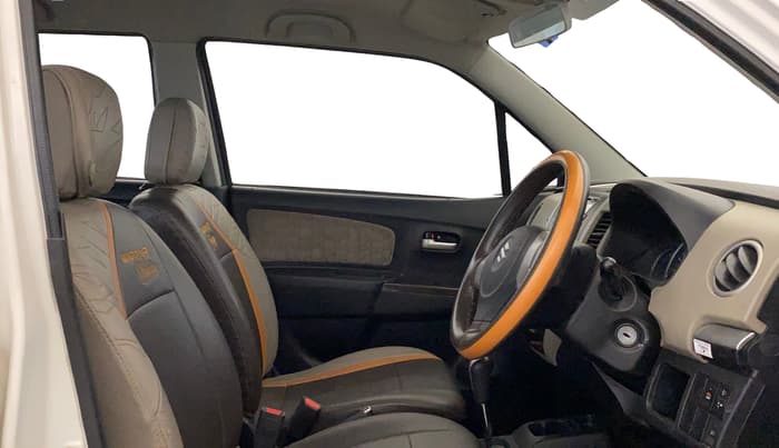 2016 Maruti Wagon R 1.0 VXI AMT FELICITY EDITION, Petrol, Automatic, 74,499 km, Right Side Front Door Cabin