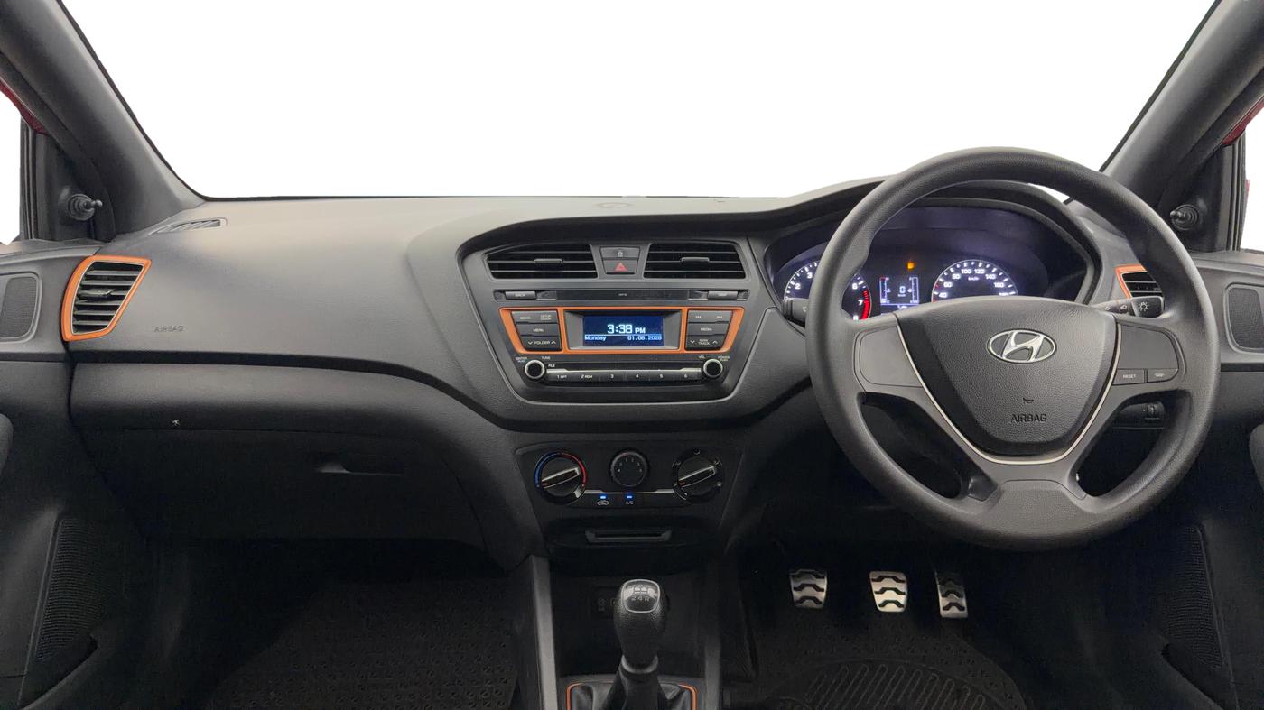 2016 Hyundai i20 Active 1.2 BASE, Petrol, Manual, 79,395 km, Dashboard