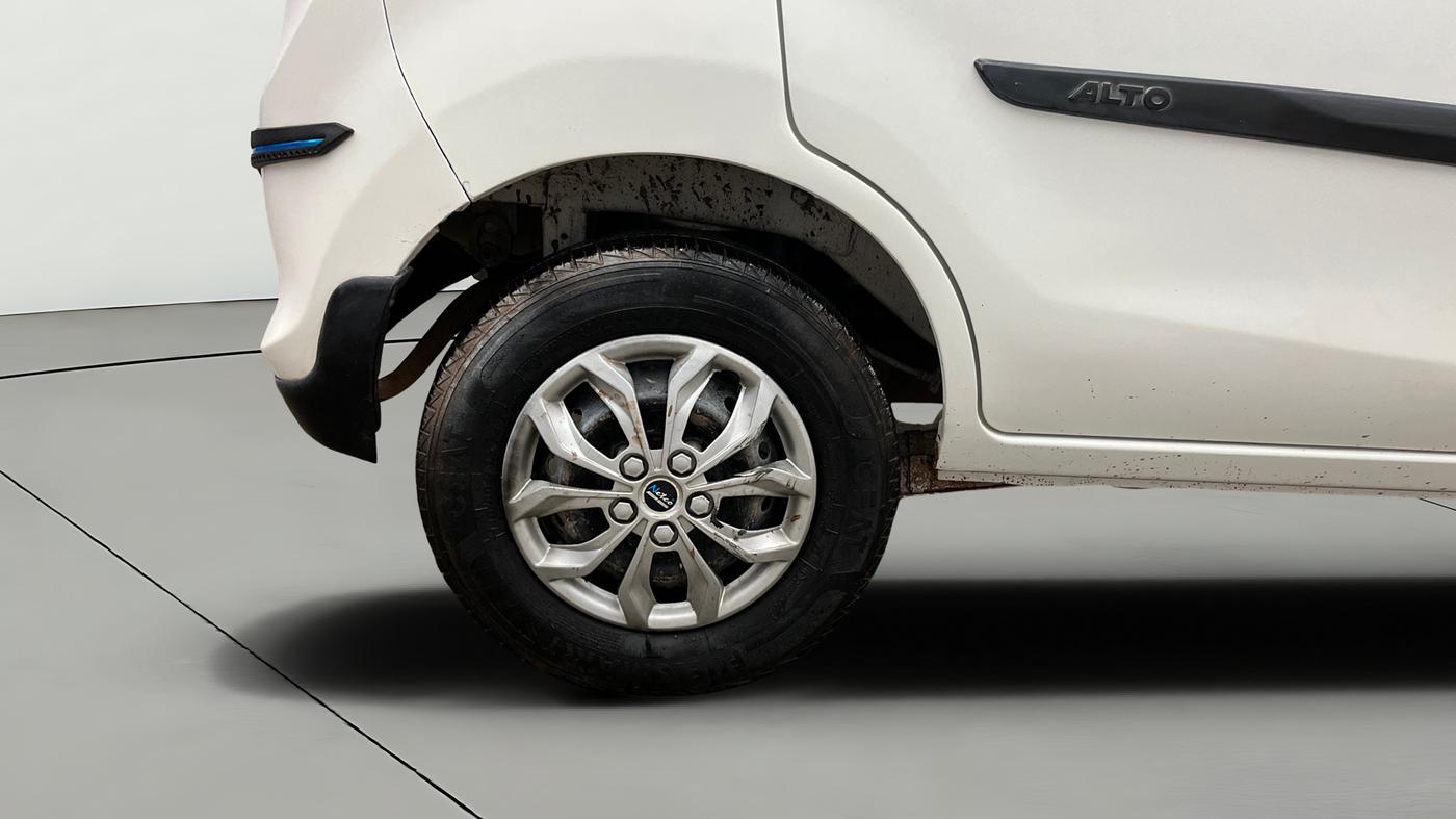 2020 Maruti Alto VXI, Petrol, Manual, 40,382 km, Right Rear Wheel
