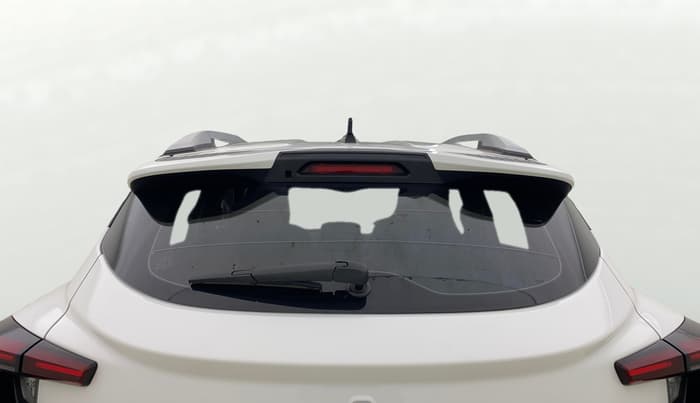 2022 Renault Kiger RXT (O) AMT, Petrol, Automatic, 39,056 km, Rear Windshield
