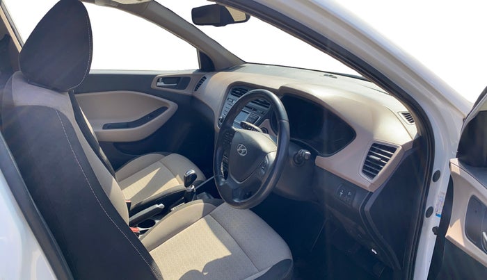 2015 Hyundai Elite i20 ASTA 1.2, Petrol, Manual, 27,730 km, Right Side Front Door Cabin