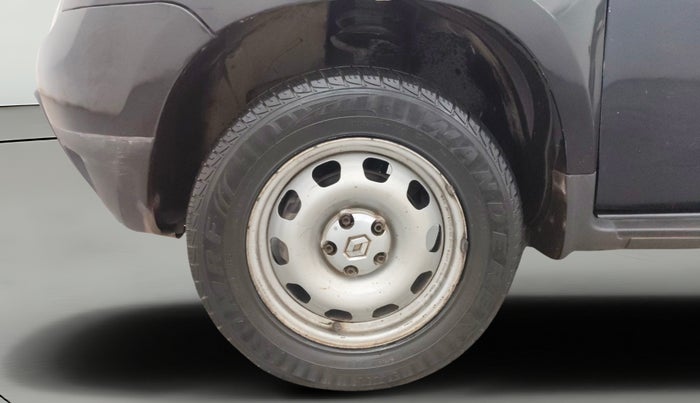 2015 Renault Duster 85 PS RXE DIESEL, Diesel, Manual, 1,32,179 km, Left Front Wheel