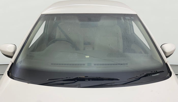 2012 Volkswagen Vento HIGHLINE 1.6 MPI, Petrol, Manual, 1,07,051 km, Front Windshield