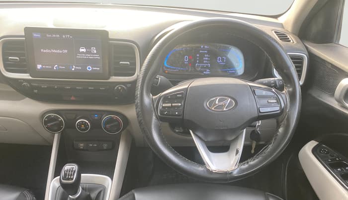 2023 Hyundai VENUE S PLUS 1.5 CRDI, Diesel, Manual, 86,232 km, Steering Wheel Close Up