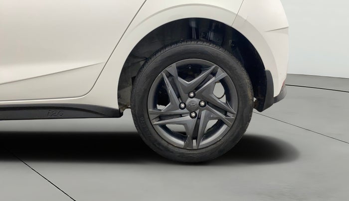 2021 Hyundai NEW I20 SPORTZ 1.2 AT, Petrol, Automatic, 47,060 km, Left Rear Wheel