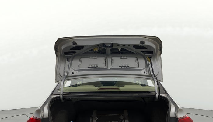 2019 Honda Amaze 1.2L I-VTEC E, CNG, Manual, 1,10,203 km, Boot Door Open