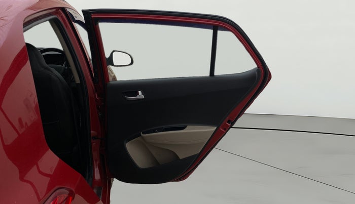 2017 Hyundai Grand i10 ASTA 1.2 KAPPA VTVT, Petrol, Manual, 1,03,772 km, RHS Rear Door