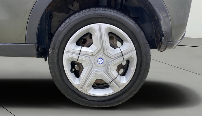 2020 Tata NEXON XM PETROL, Petrol, Manual, 30,947 km, Left Rear Wheel