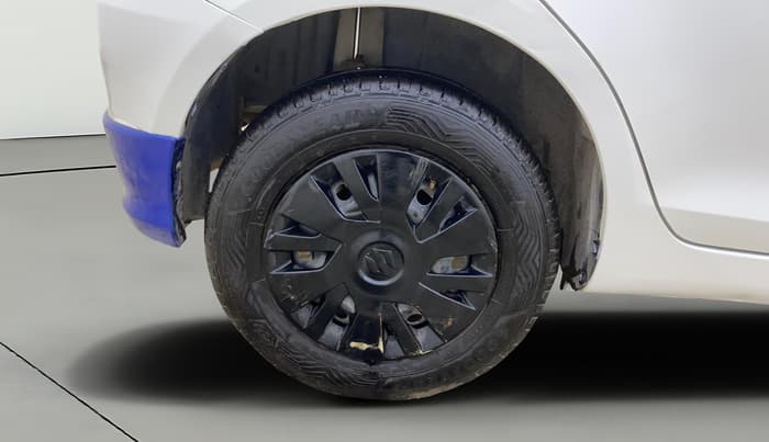 2013 Maruti Swift VXI, Petrol, Manual, 44,681 km, Right Rear Wheel