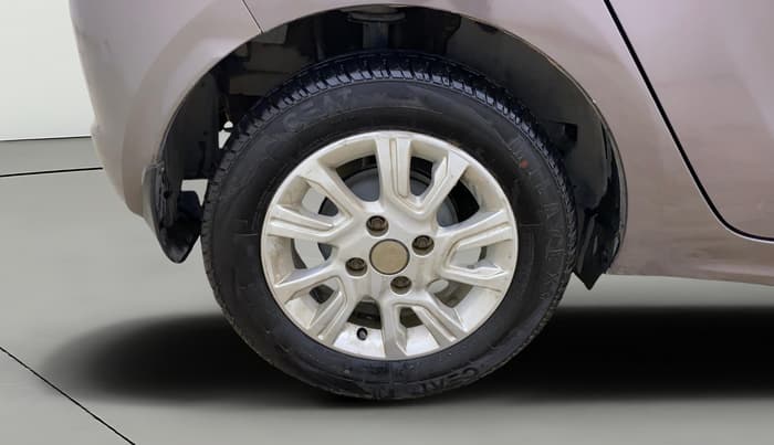 2018 Tata Tiago XZ PETROL, Petrol, Manual, 90,558 km, Right Rear Wheel