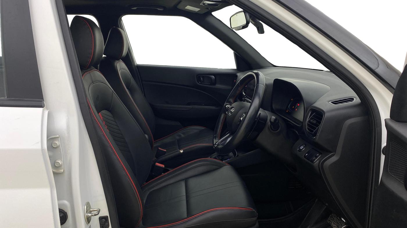 2022 Hyundai VENUE N LINE N8 1.0 TURBO DCT, Petrol, Automatic, 80,257 km, Right Side Front Door Cabin
