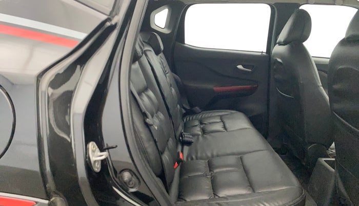 2023 Nissan MAGNITE XV RED EDITION, Petrol, Manual, 12,568 km, Right Side Rear Door Cabin