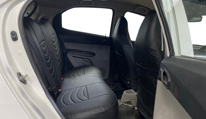 2018 Tata Tiago XT PETROL, CNG, Manual, 86,424 km, Right Side Rear Door Cabin