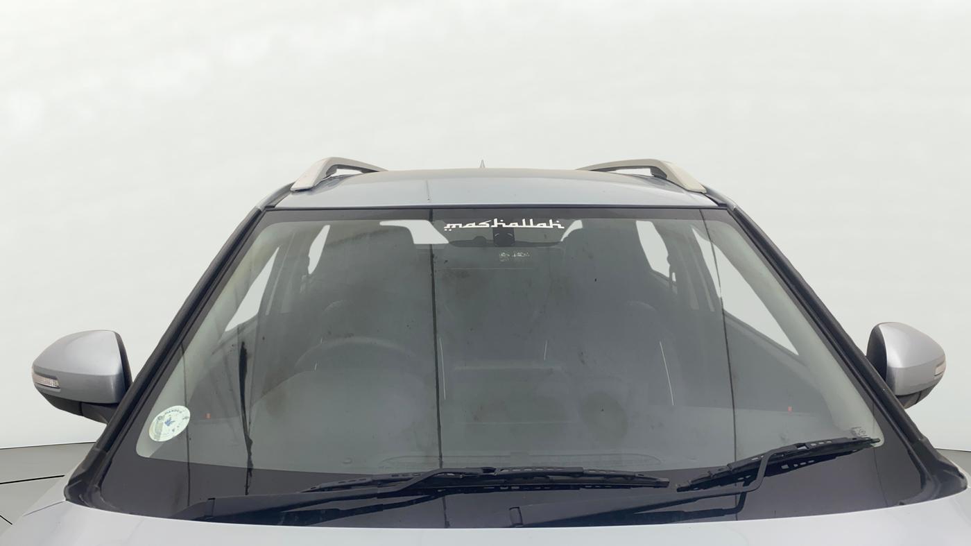 2022 Maruti BREZZA VXI AT SMART HYBRID, Petrol, Automatic, 10,563 km, Front Windshield