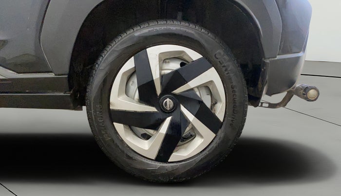 2024 Nissan MAGNITE XE, Petrol, Manual, 22,616 km, Left Rear Wheel