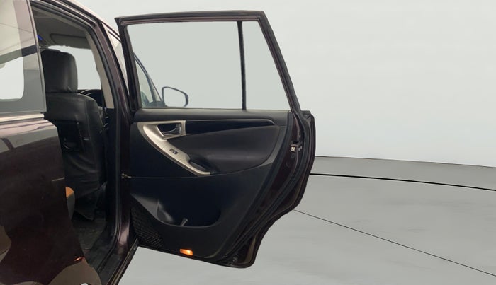 2016 Toyota Innova Crysta 2.4 VX 7 STR, Diesel, Manual, 68,815 km, RHS Rear Door