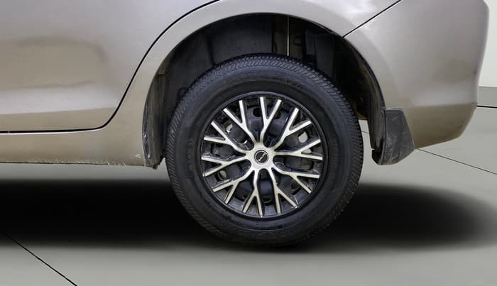 2015 Maruti Swift Dzire VXI, Petrol, Manual, 34,601 km, Left Rear Wheel