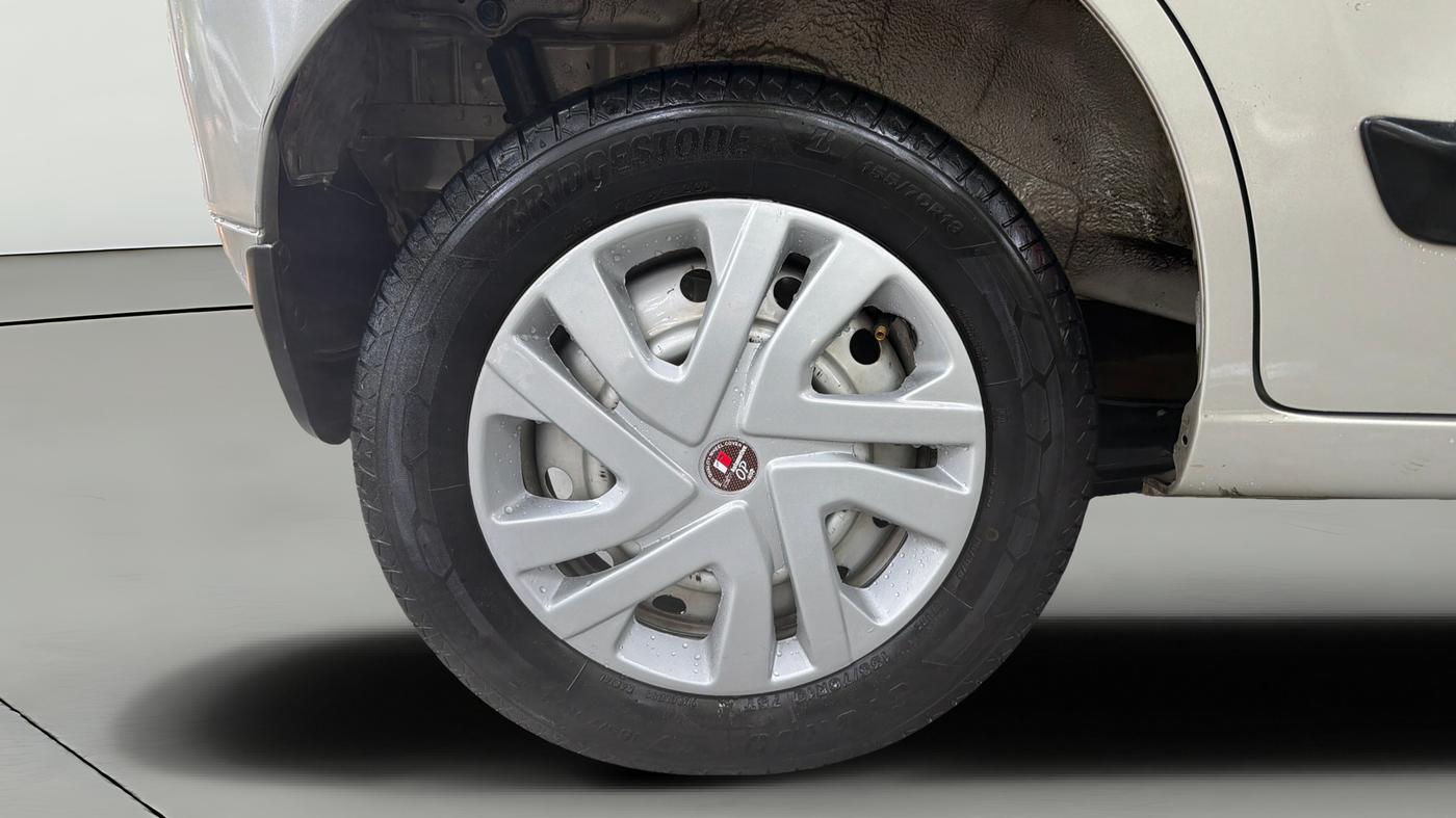 2018 Maruti Wagon R 1.0 LXI CNG, CNG, Manual, 49,012 km, Right Rear Wheel