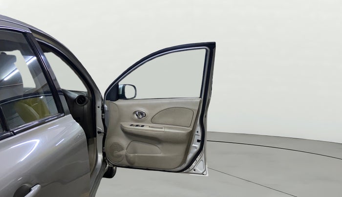 2015 Renault Pulse RXZ DIESEL, Diesel, Manual, 1,12,072 km, RHS Front Door