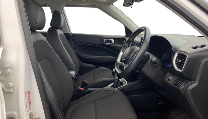2020 Hyundai VENUE SX 1.0 (O) TURBO IMT, Petrol, Manual, 25,815 km, Right Side Front Door Cabin