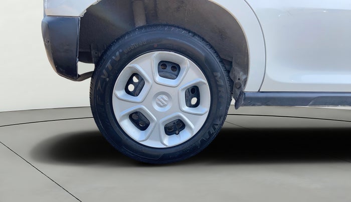 2022 Maruti S PRESSO VXI (O), Petrol, Manual, 11,244 km, Right Rear Wheel