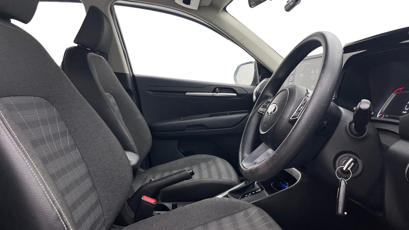 2020 KIA SONET HTK PLUS 1.0 DCT, Petrol, Automatic, 44,267 km, Right Side Front Door Cabin